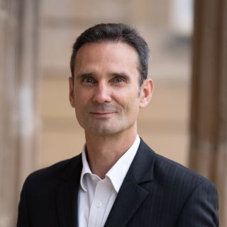 Prof. Dr. Eric Kearney