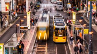 Gesch&auml;ftsmodelle und strategische Ans&auml;tze f&uuml;r die Mobilit&auml;t